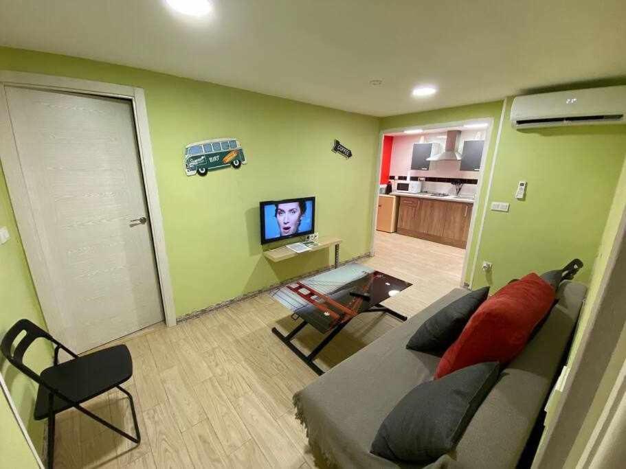 Apartamentos Full Equipped Elche Szoba fotó